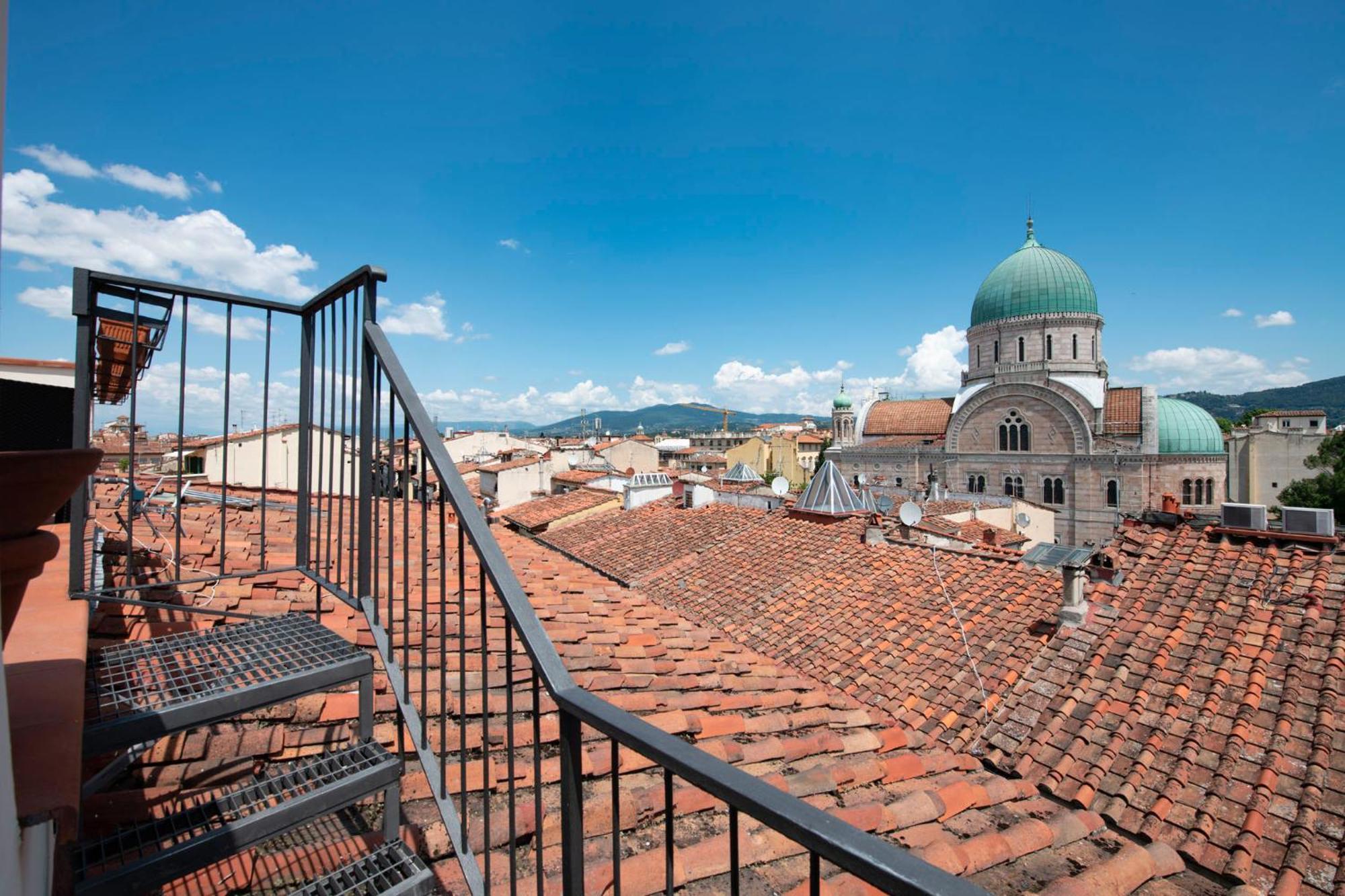Mamo Florence - Pilastri Terrace ภายนอก รูปภาพ