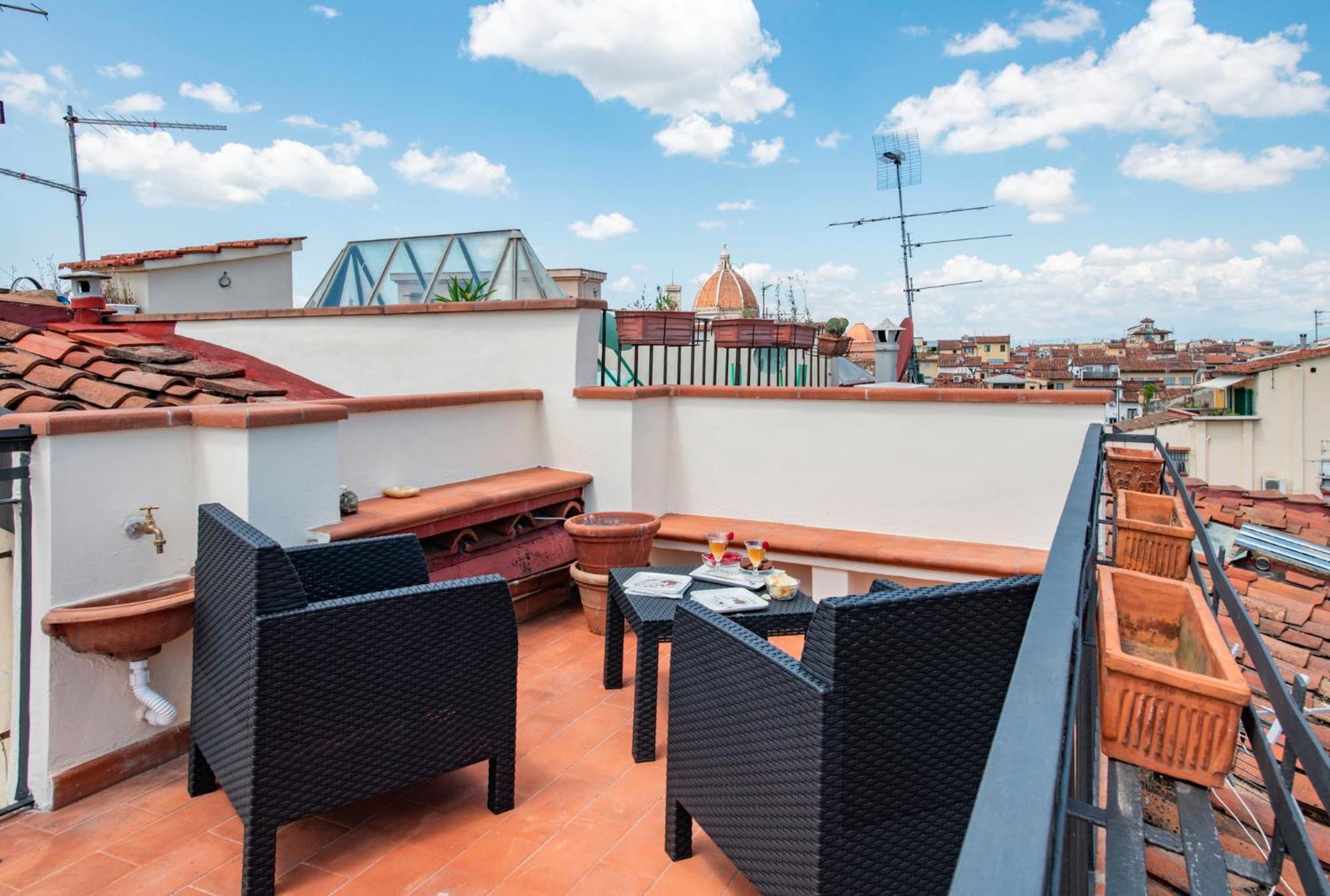 Mamo Florence - Pilastri Terrace ภายนอก รูปภาพ